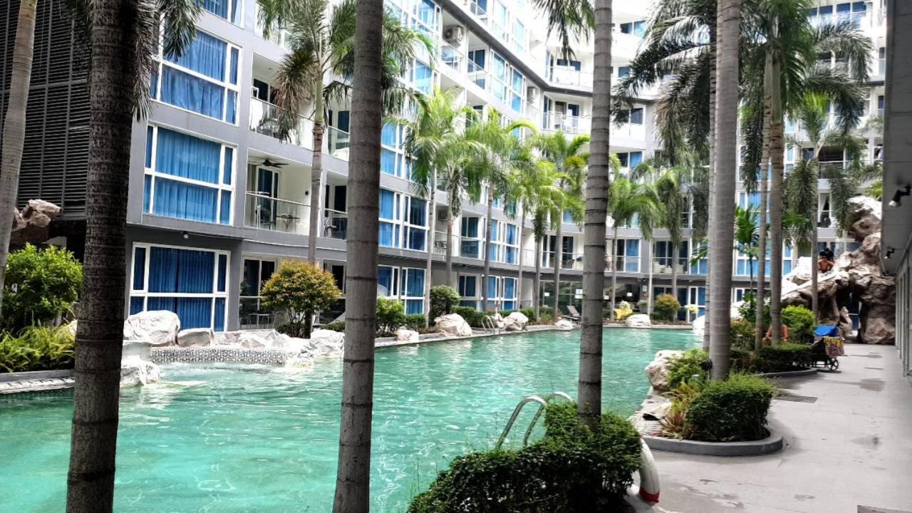 2 Bedrooms Near Pattaya Beach Buitenkant foto