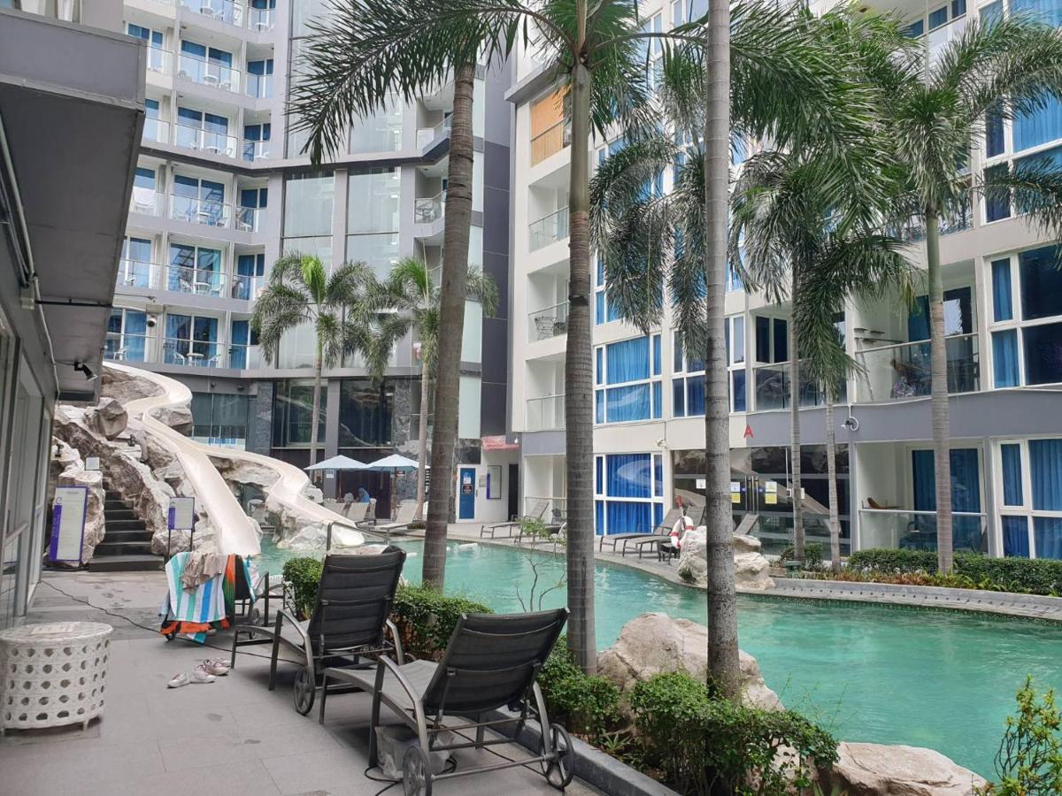 2 Bedrooms Near Pattaya Beach Buitenkant foto