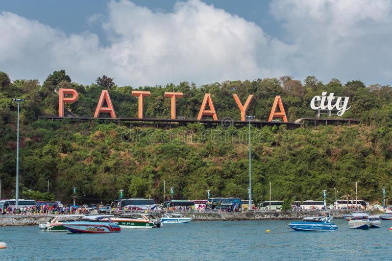 2 Bedrooms Near Pattaya Beach Buitenkant foto