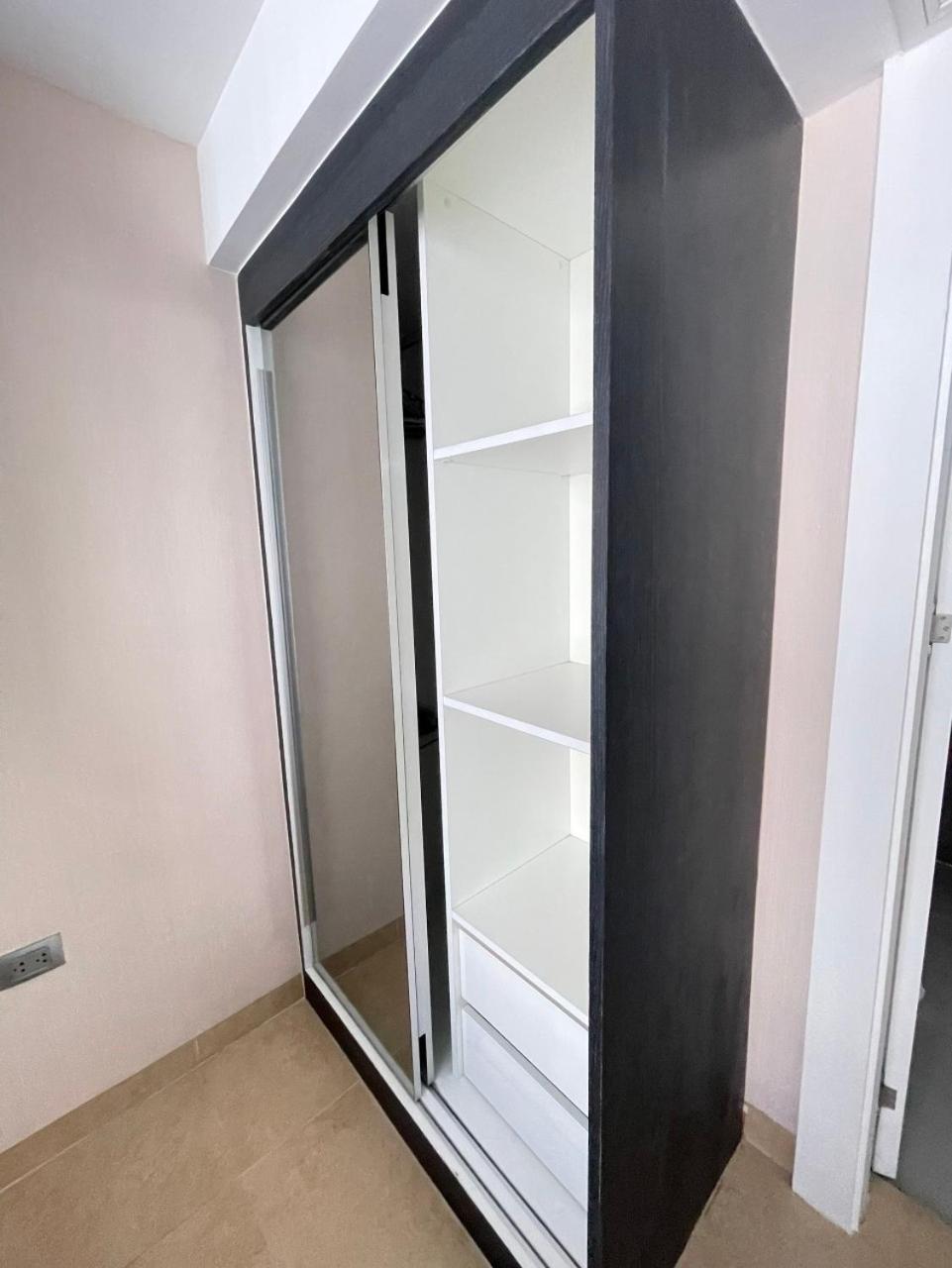 2 Bedrooms Near Pattaya Beach Buitenkant foto