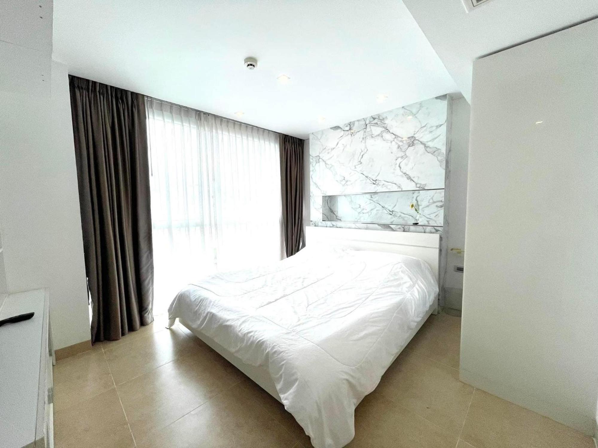 2 Bedrooms Near Pattaya Beach Buitenkant foto