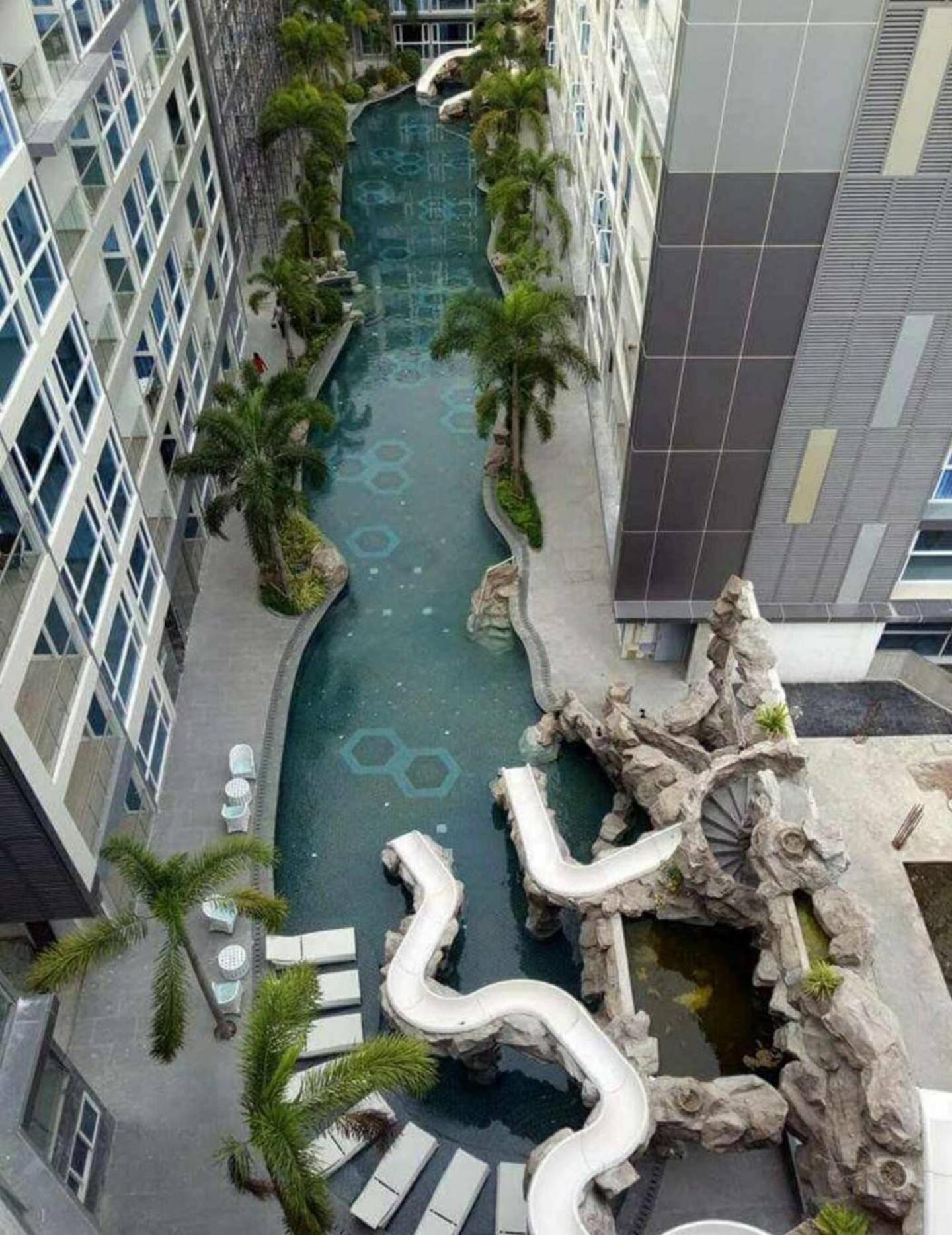 2 Bedrooms Near Pattaya Beach Buitenkant foto